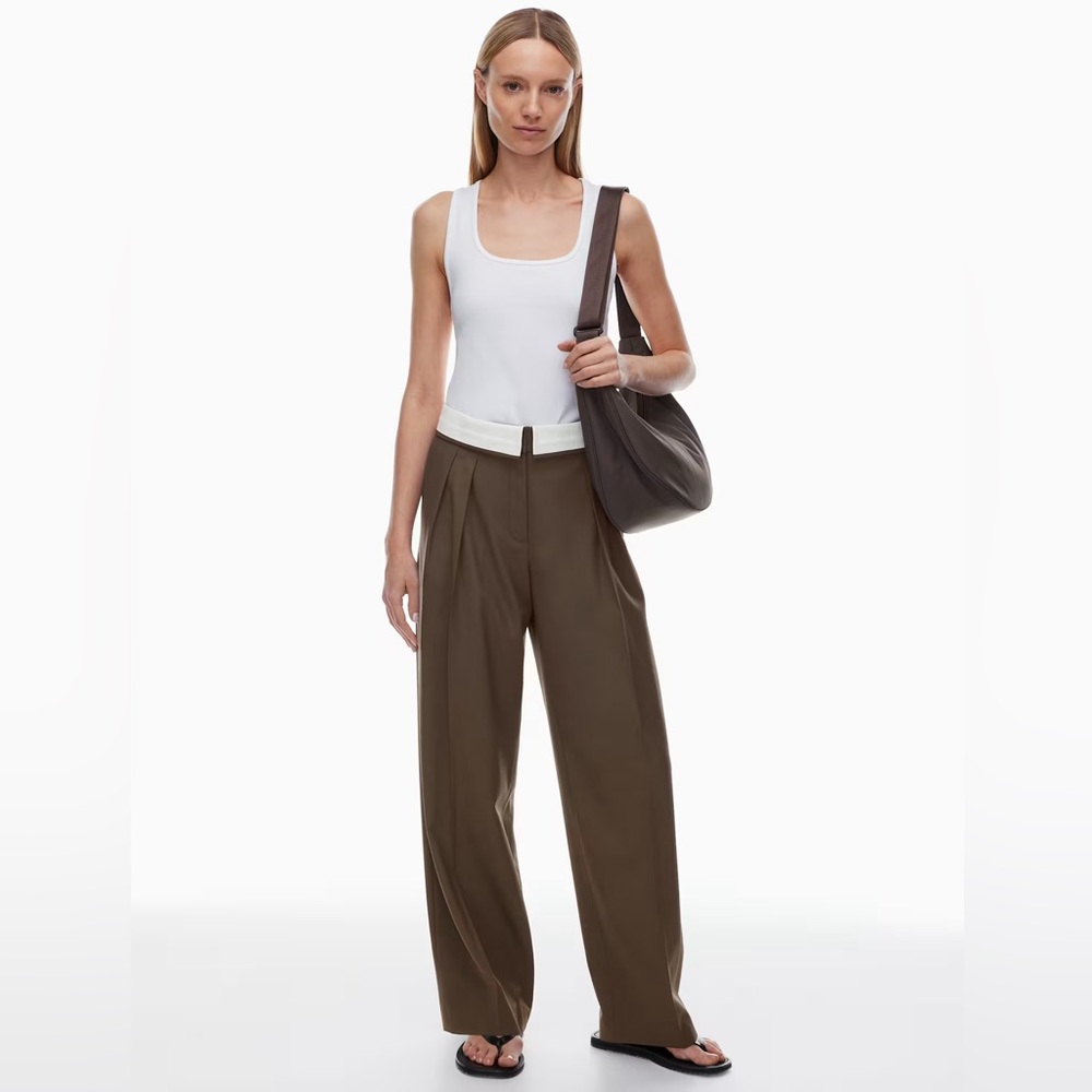 Aritzia Babaton Bureau Pant in Espresso Brown